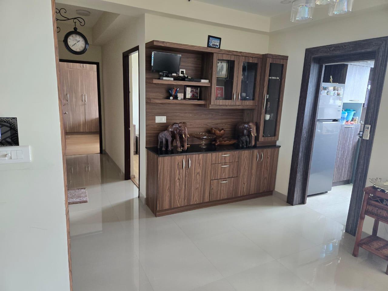 3BHK 2000Sqft Fully Furnished Flat for Rent at Kakkanad for Rs 45000/Month.