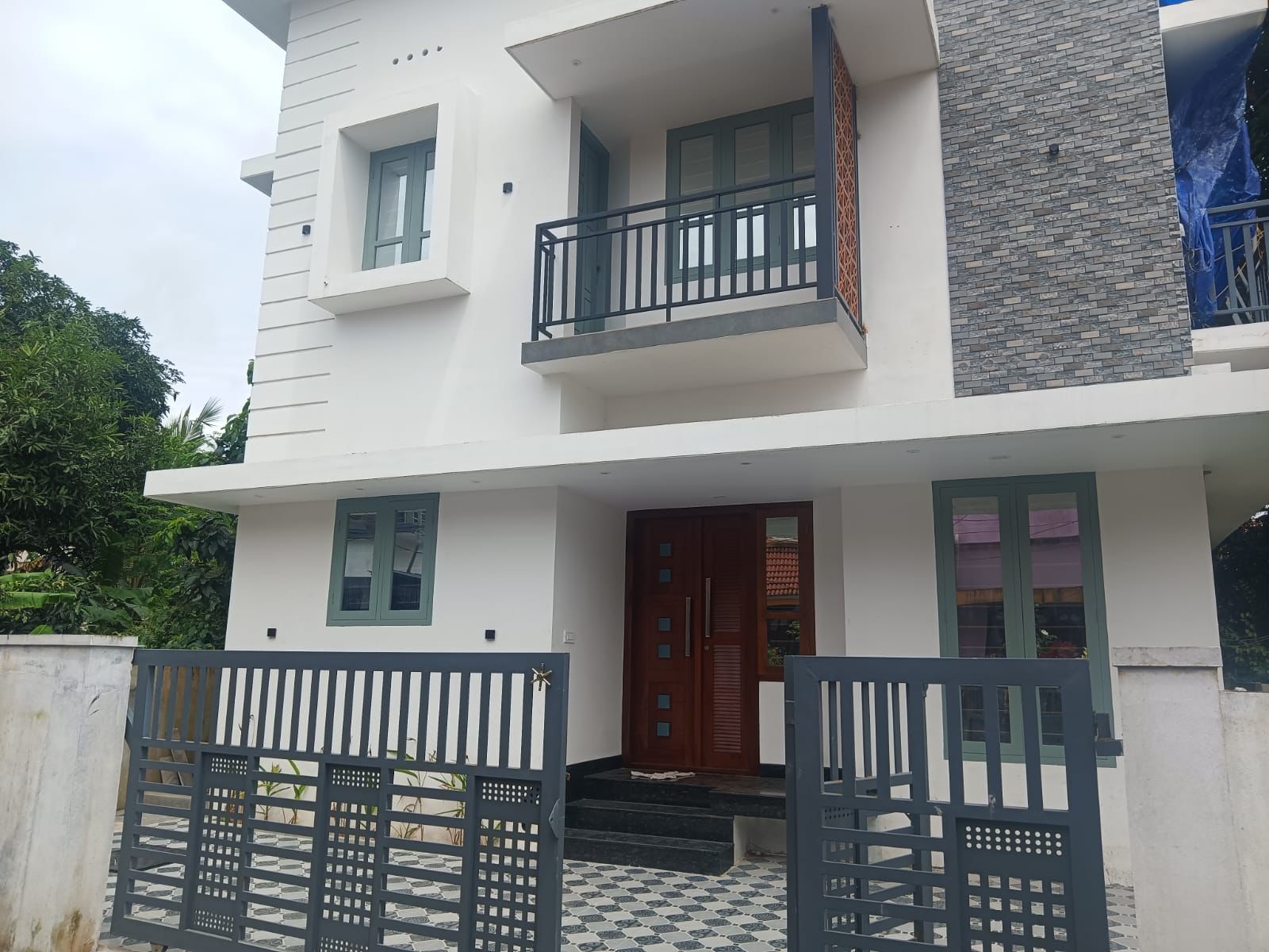 3BHK 1000Sqft Semi  Furnished House for Sale at Kakkanad for Rs 65Lakhs