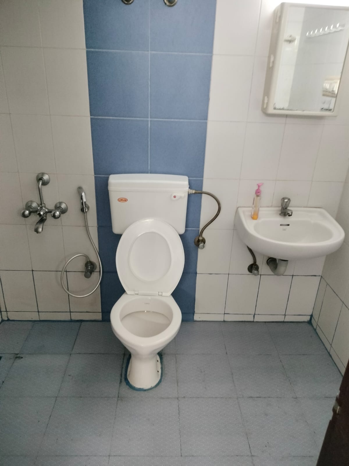 1BHK 1000Sqft Fully Furnished Flat for Rent at Kakkand for Rs 20000/month