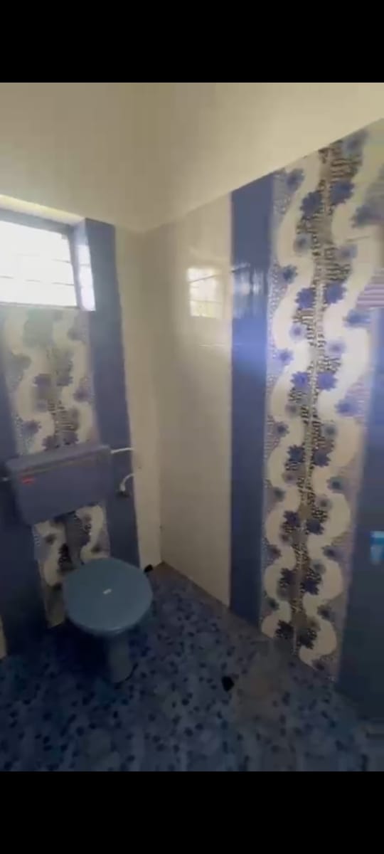 2BHK 1300Sqft Semi Furnished House for Rent at Kakkanad for Rs 15000/month