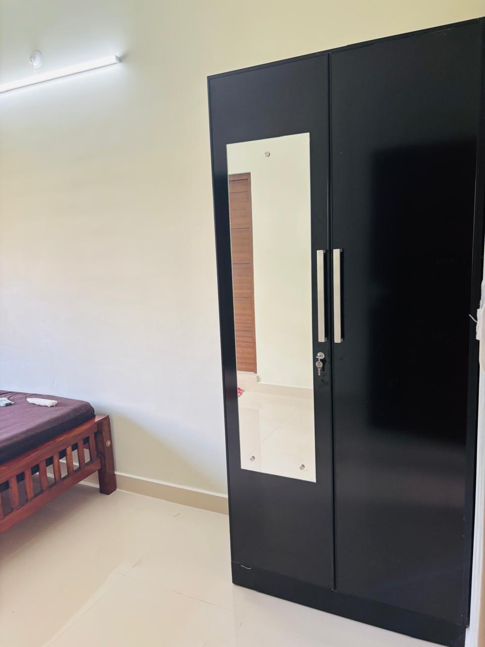 2BHK 1000Sqft Fully Furnished Apartment for Rent at Kakkanad for Rs 20000\Month