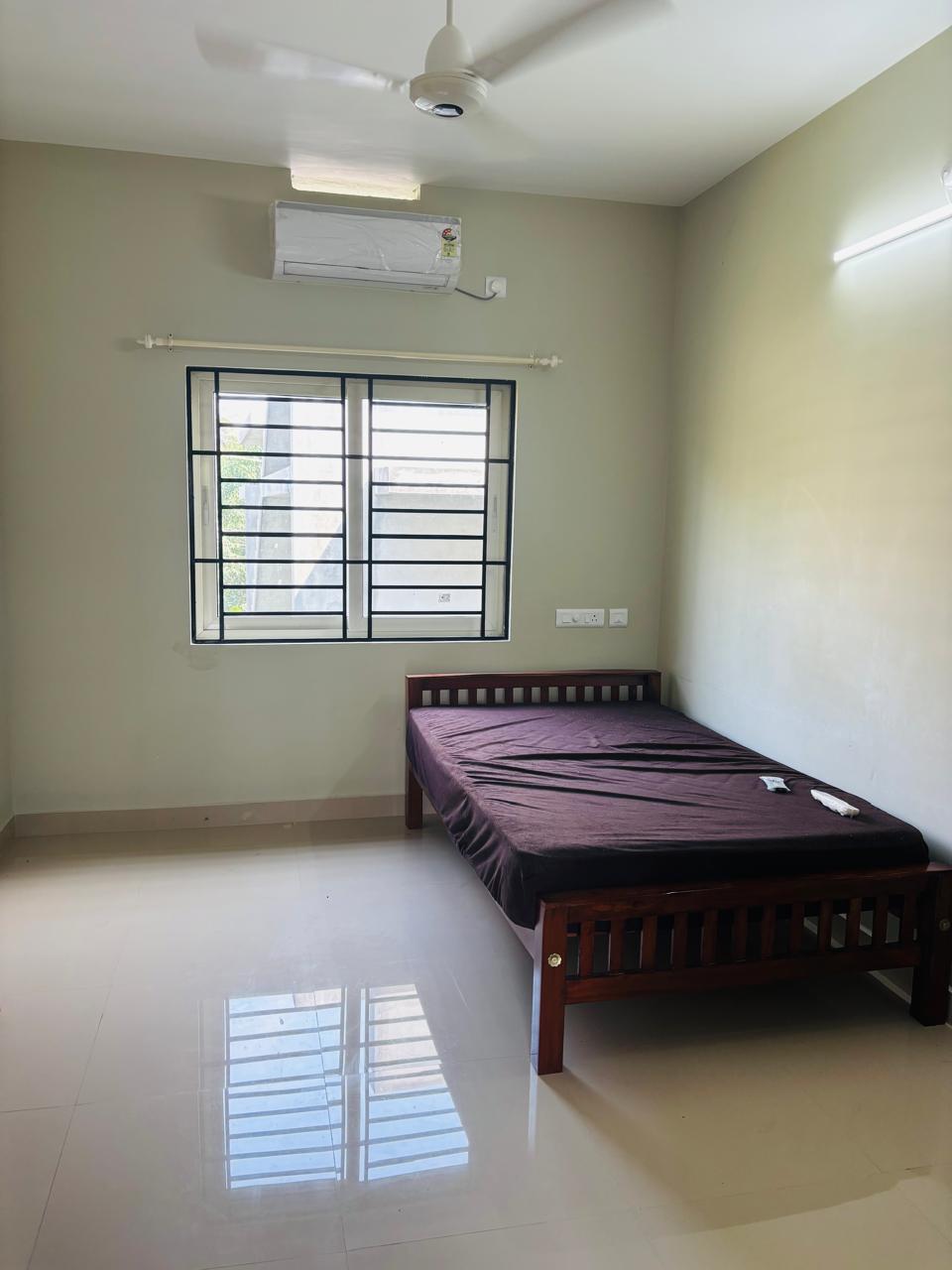 2BHK 1000Sqft Fully Furnished Apartment for Rent at Kakkanad for Rs 20000\Month